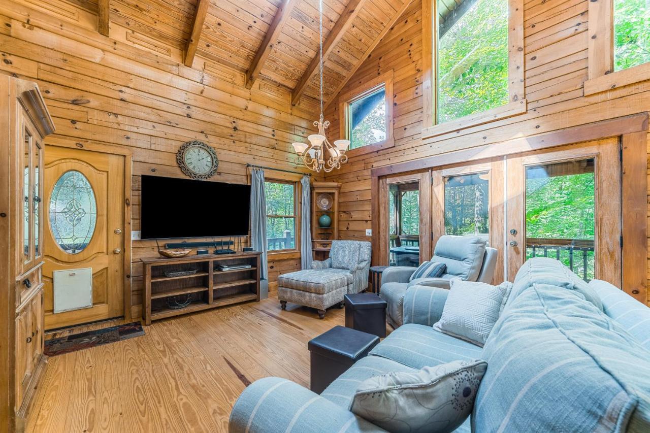 Nana's Nest * Blue Ridge